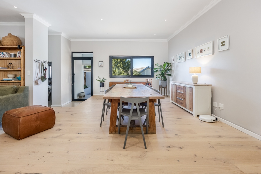 4 Bedroom Property for Sale in Kanonberg Western Cape